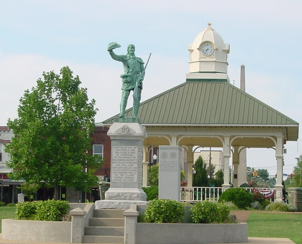 The David Crockett statue and gazebo on the Lawrenceburg public square